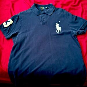 Men’s large polo